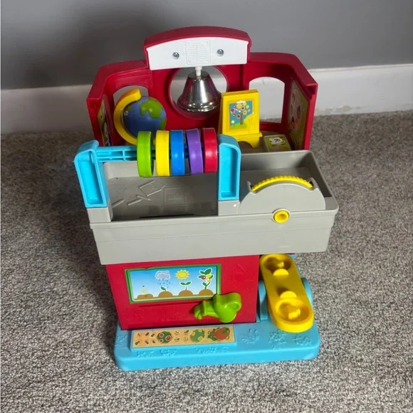 Fisher-Price Little People Toddler Toy Friendly School Musical Playset Pretend - Picture 7 of 10